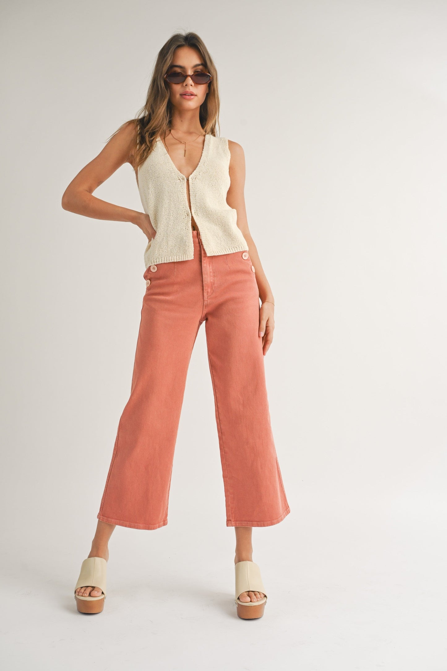 Epic Hook Closer Vest