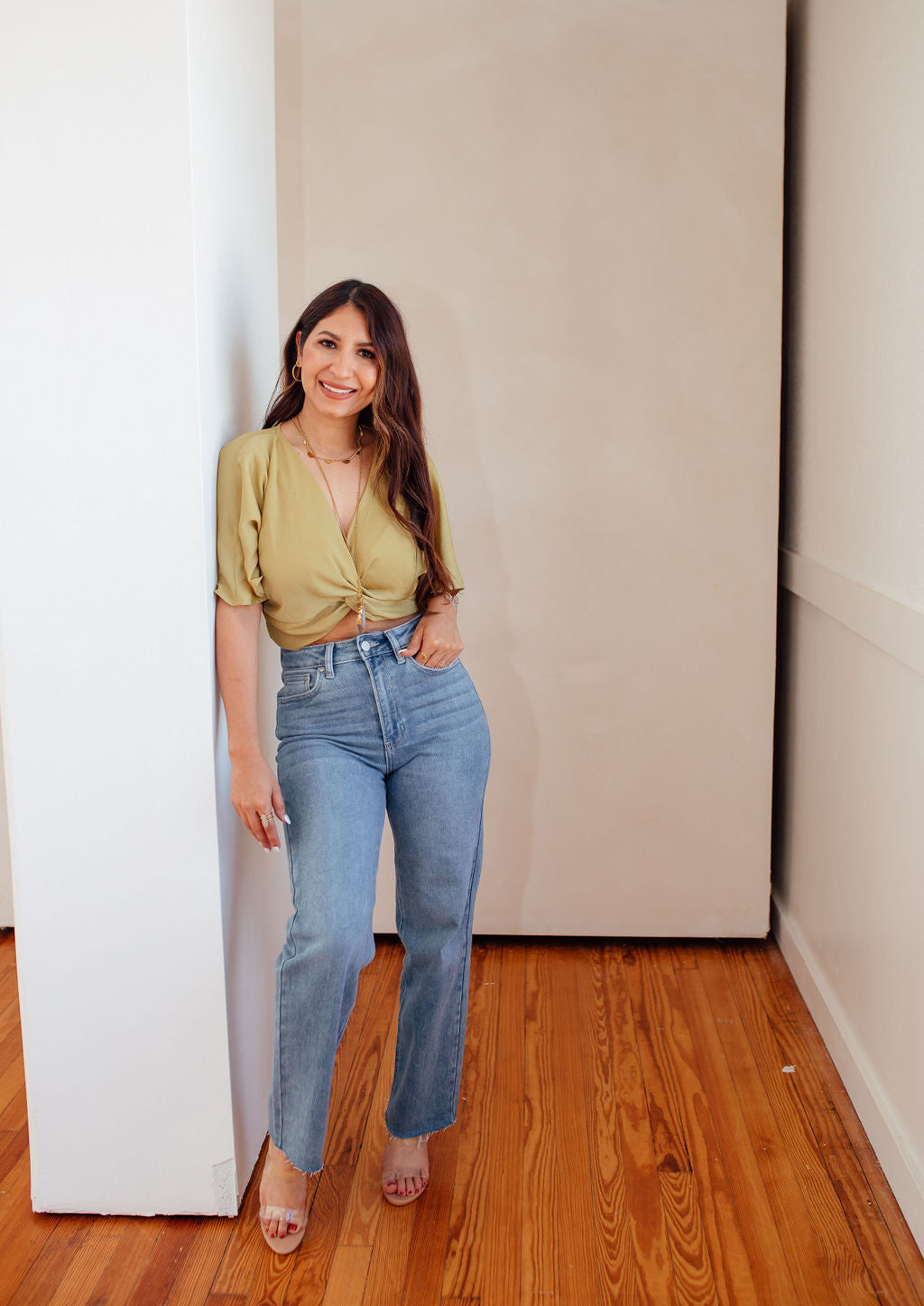 Iconic Straight Stretch Jeans