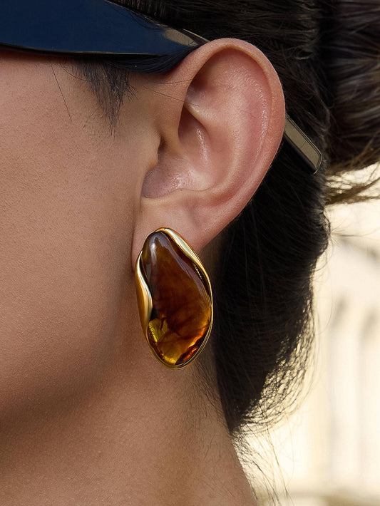 Maélie Brown Resin Drop Earrings