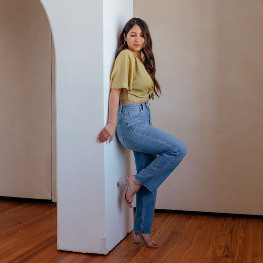 Iconic Straight Stretch Jeans
