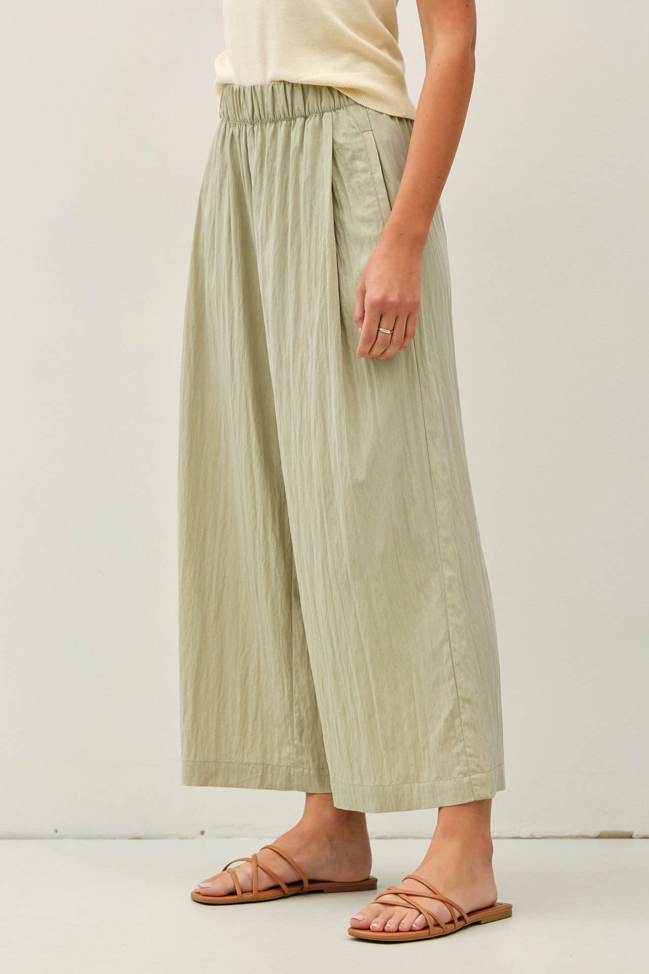Everyday Crinkle Pants - Sage