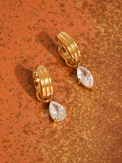 Saffron Teardrop Mismatch Earrings