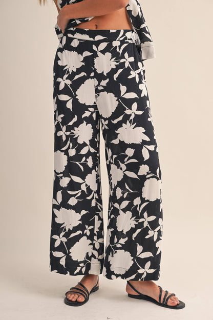 Chelseas Floral Pants