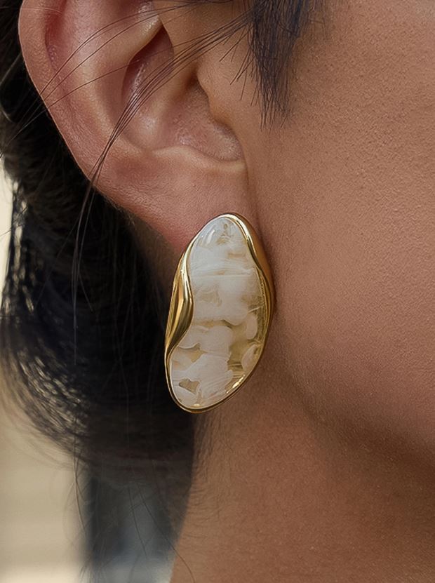 Melli Resin Shell Earrings