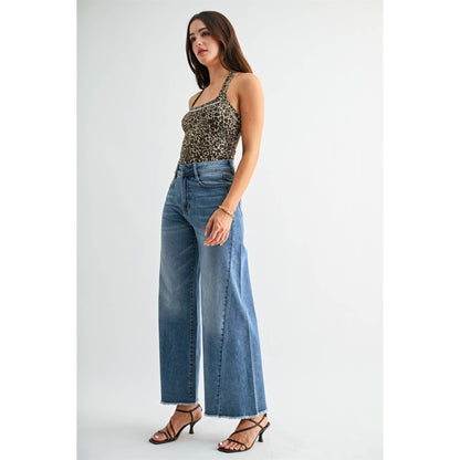 Raw Edge Ankle Jeans