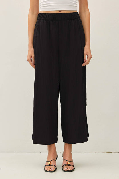 Everyday Crinkle Pants - Black
